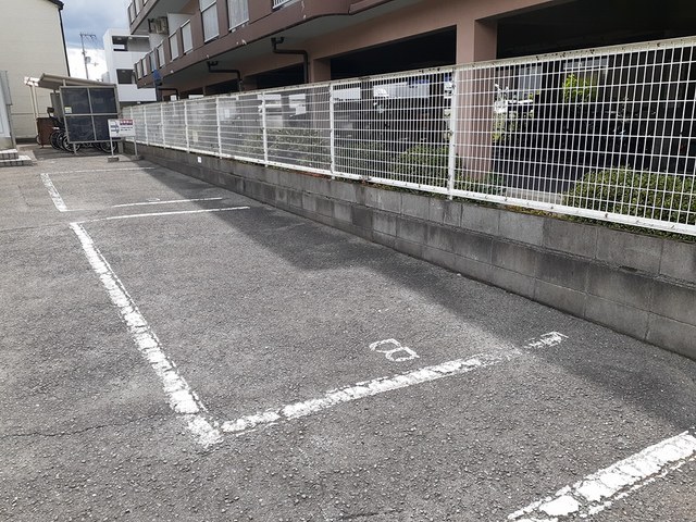 14/20 駐車場