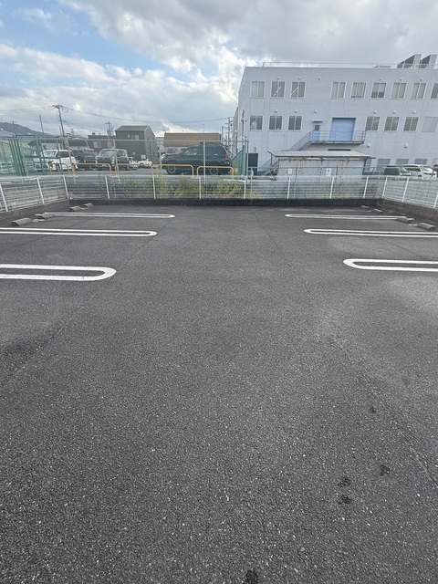14/20 駐車場