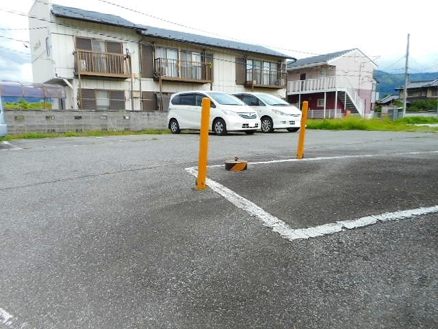 14/20 駐車場