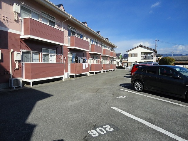 14/20 駐車場
