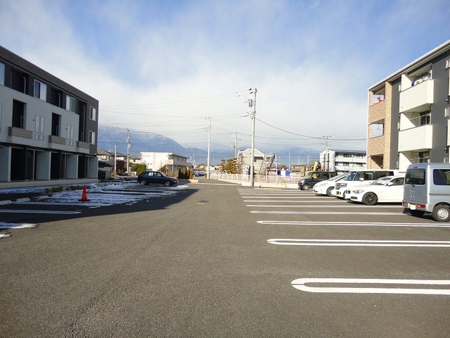 14/20 駐車場