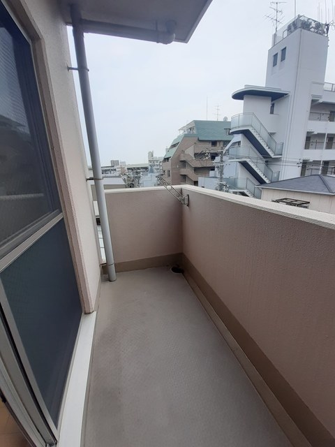 13/20 バルコニー