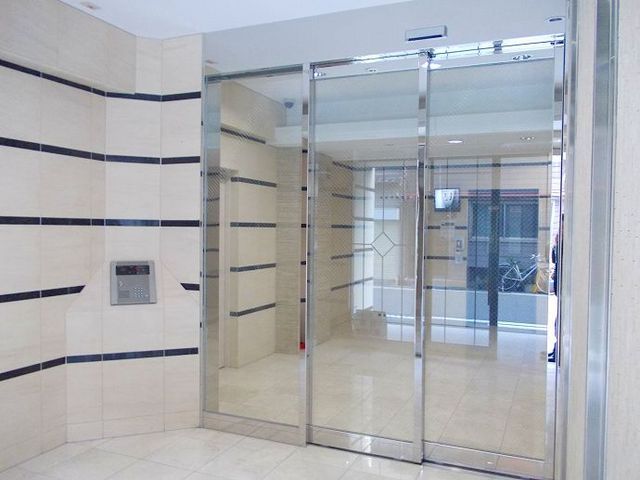 13/20 エントランス