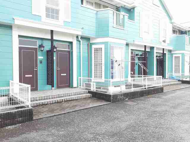 16/23 エントランス