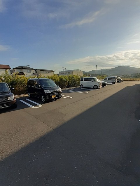 14/20 駐車場
