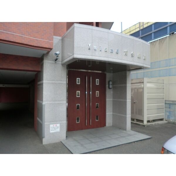 13/21 エントランス