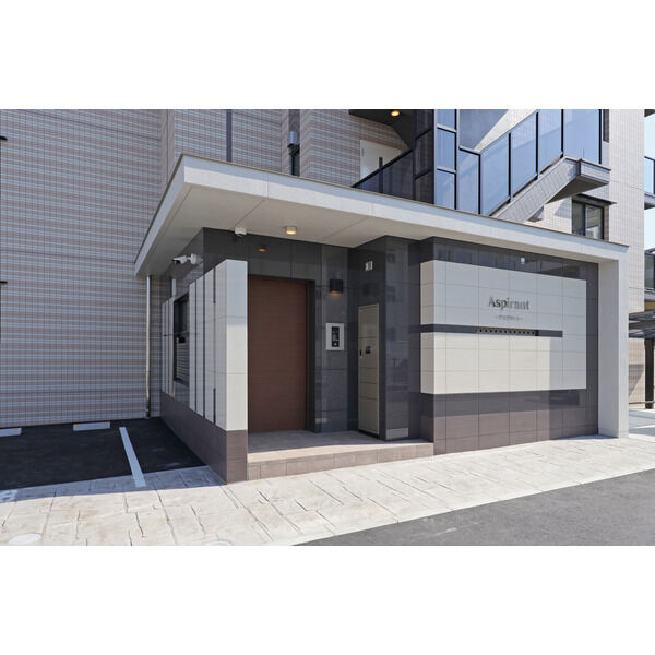 15/25 エントランス