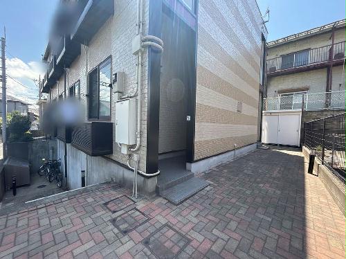 14/14 エントランス