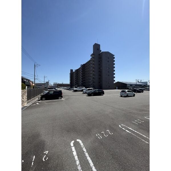 20/25 駐車場