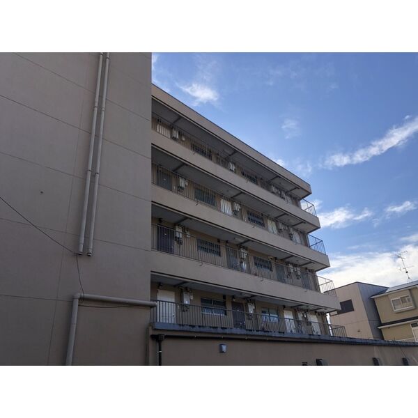 13/22 バルコニー