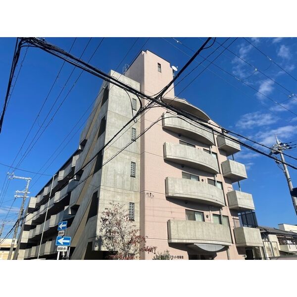 15/16 エントランス