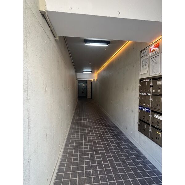 4/4 エントランス