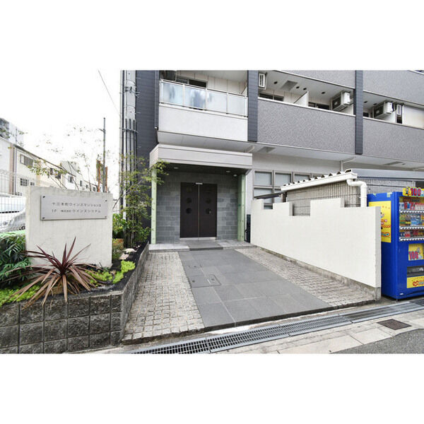 4/4 エントランス