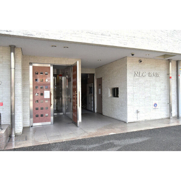 14/14 エントランス