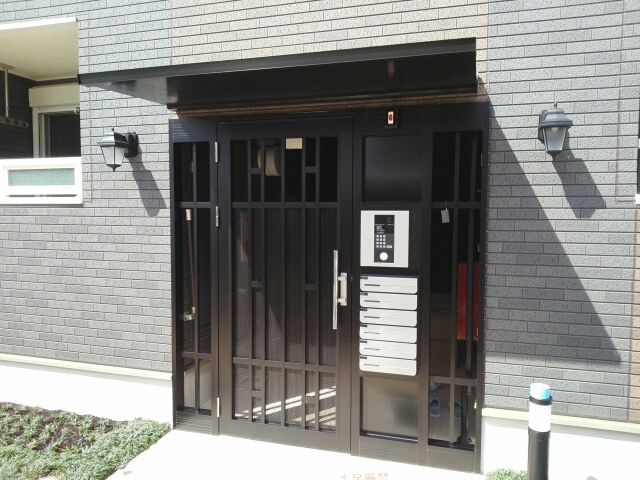 14/20 エントランス