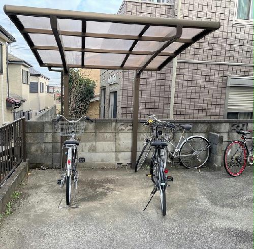 2/2 エントランス