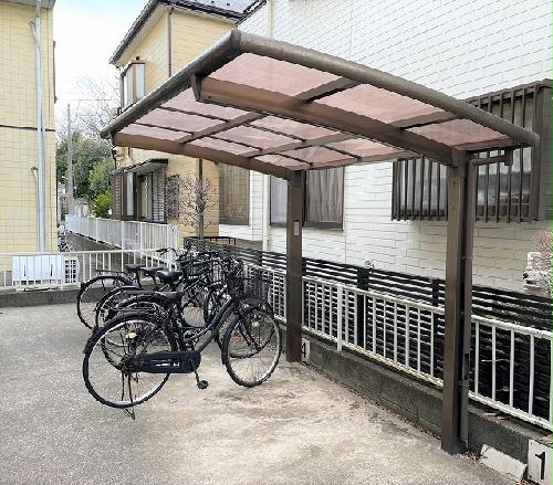 2/2 エントランス