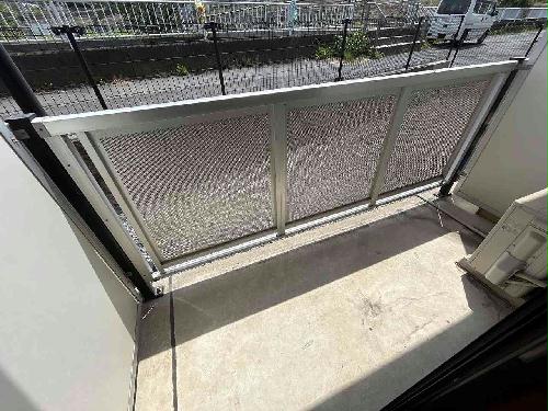 13/14 エントランス