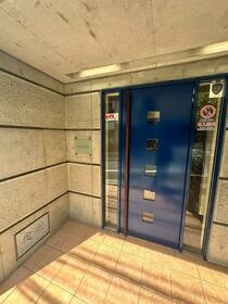 16/24 エントランス