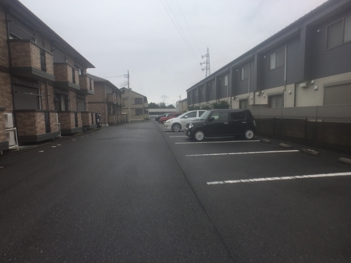 20/28 駐車場