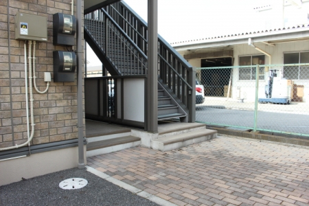 19/29 エントランス