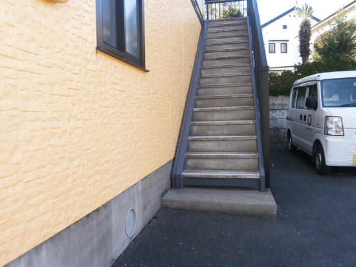 19/28 エントランス