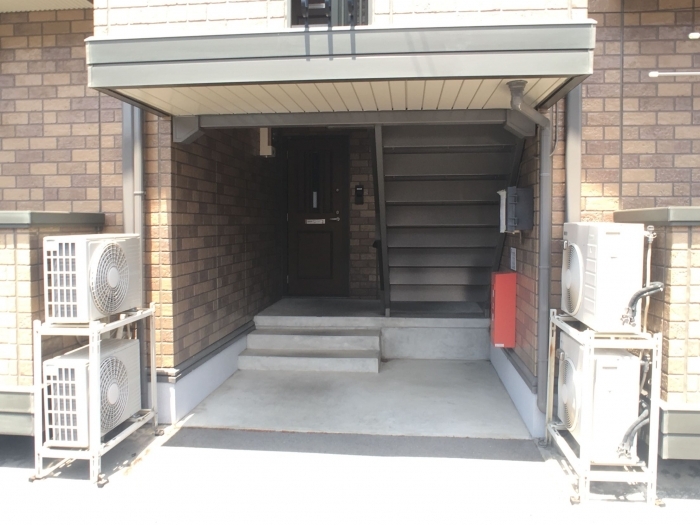 19/28 エントランス