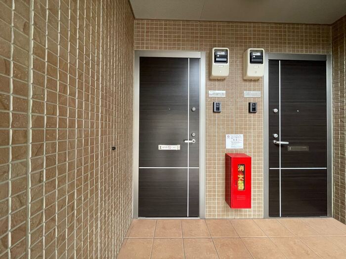 19/26 エントランス