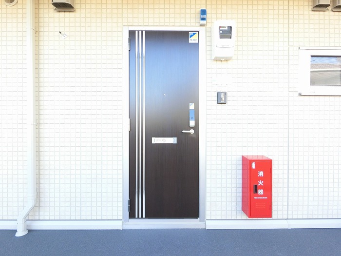 18/25 エントランス