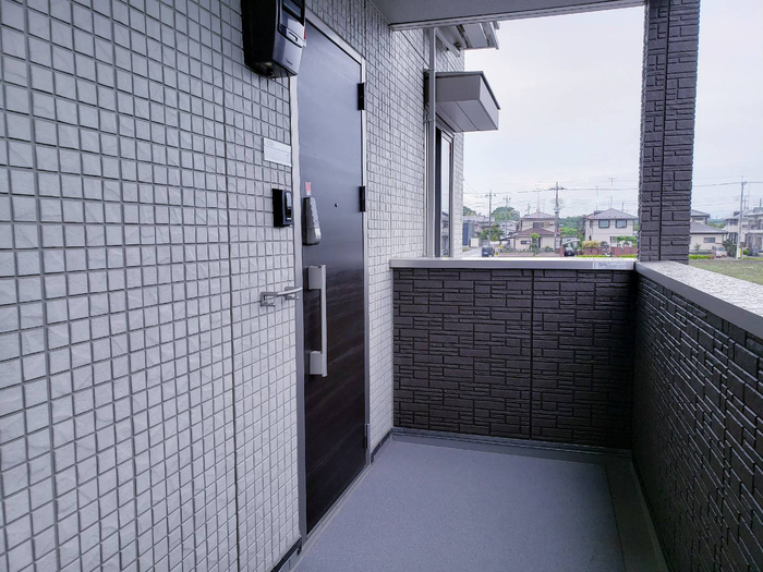 19/28 エントランス