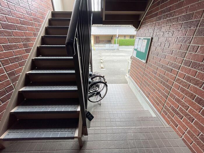 19/25 エントランス