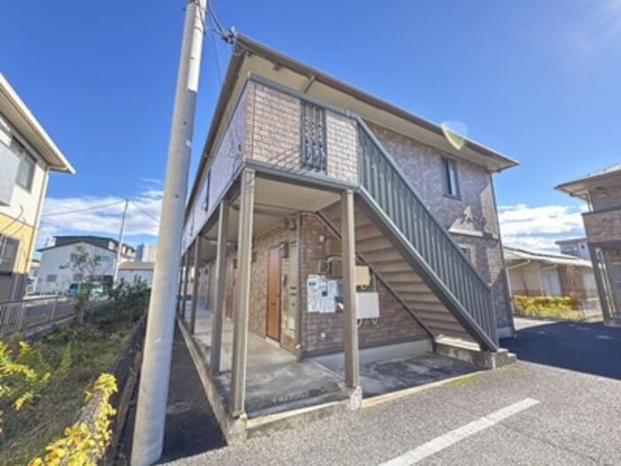 19/23 エントランス