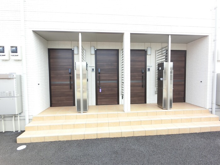 22/25 エントランス