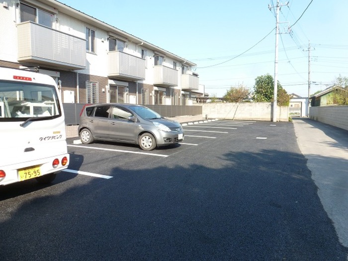 15/22 駐車場