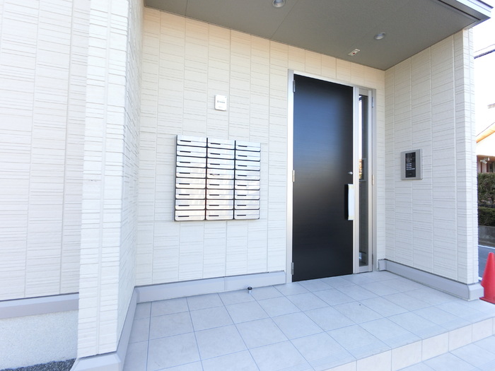 15/22 エントランス