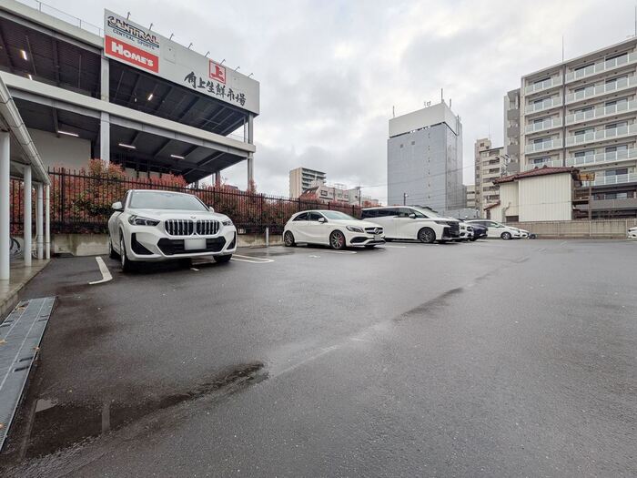19/26 駐車場