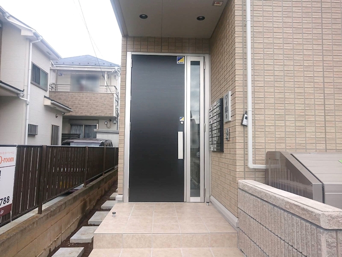 18/21 エントランス