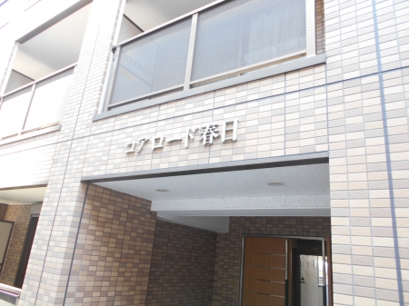 2/2 エントランス