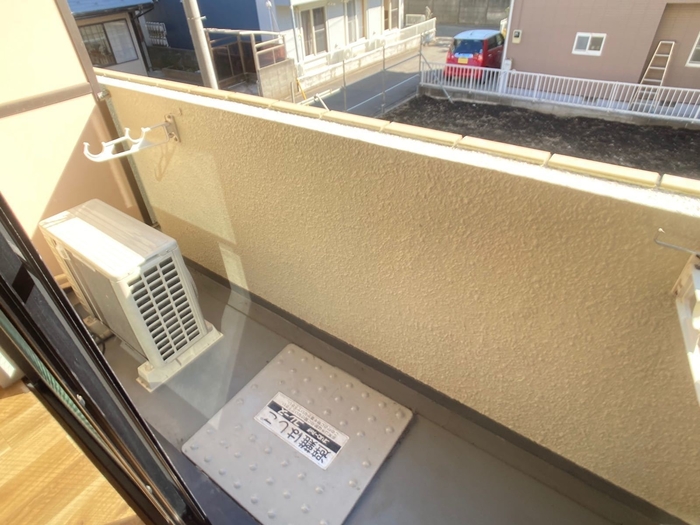 13/18 バルコニー