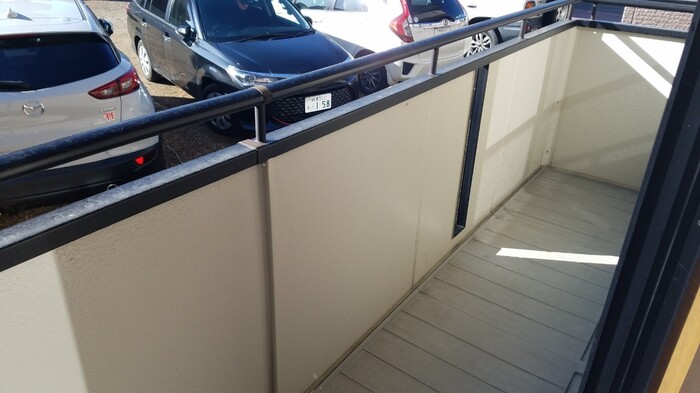 13/18 バルコニー