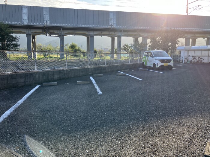 20/21 駐車場