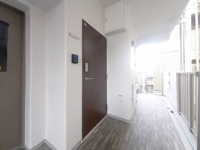 17/21 エントランス