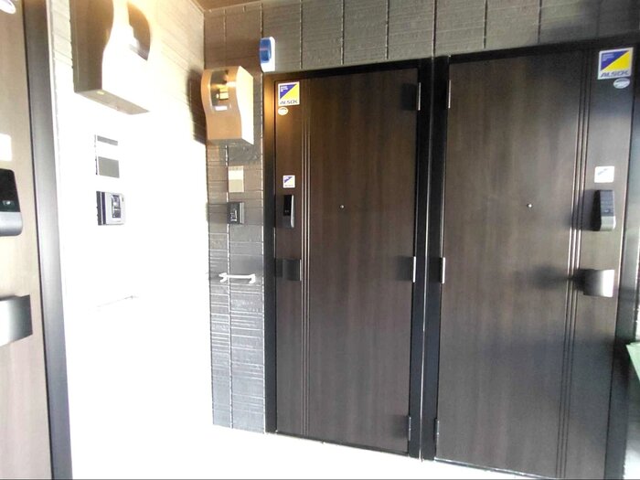 17/20 エントランス