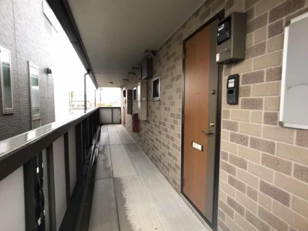 16/26 エントランス