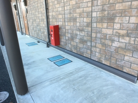 19/25 エントランス