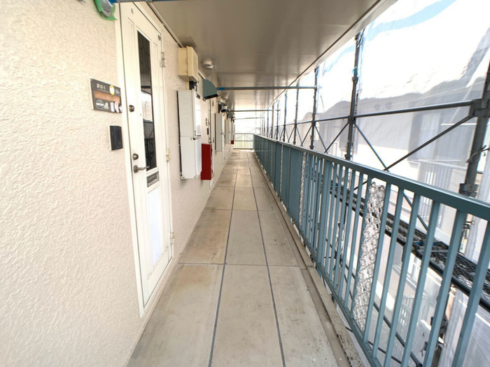 18/19 エントランス