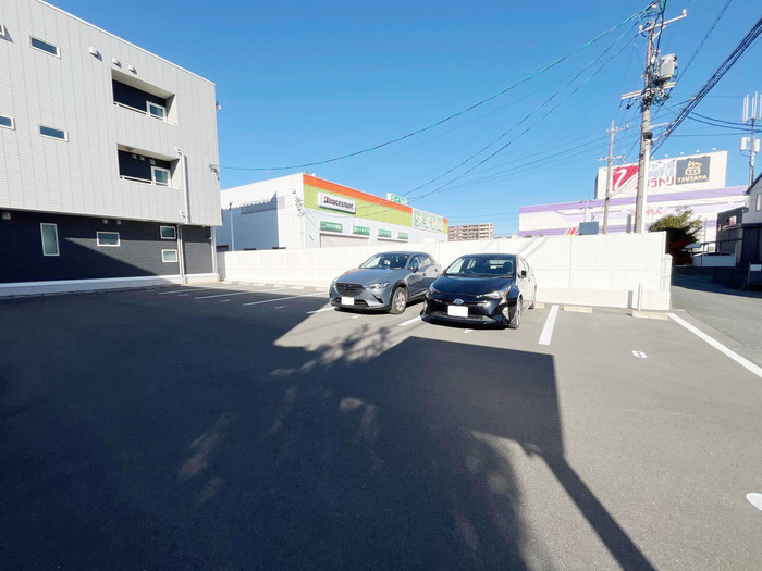20/23 駐車場