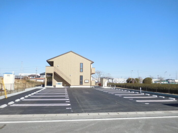 3/3 駐車場