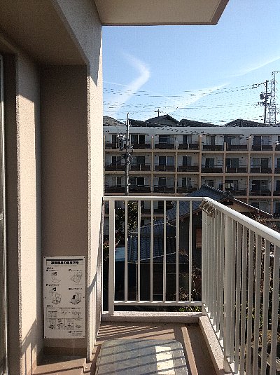 13/22 バルコニー