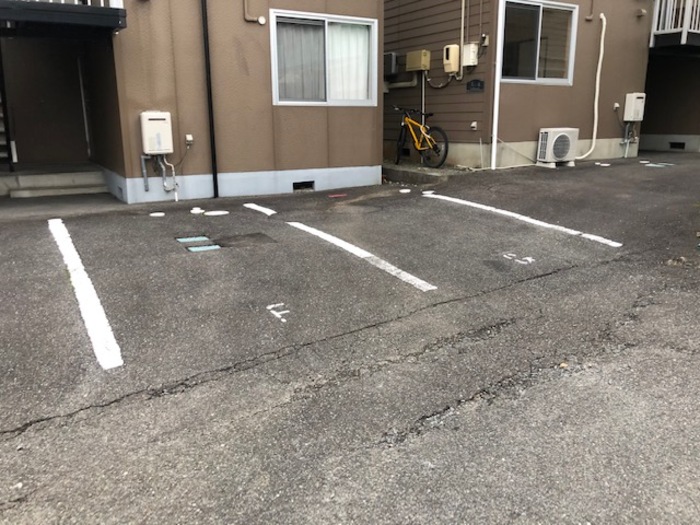 18/19 駐車場
